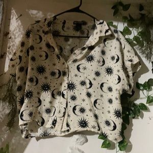 Cute moon and sun printed button down